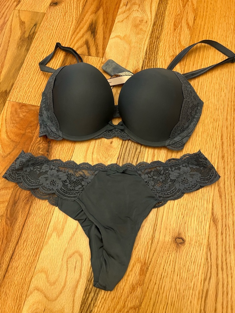 Blue Victoria’s Secret Dream Angels Push Up Bra 32D - Picture 5 of 5